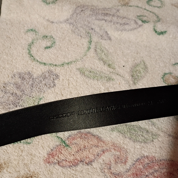 Ladies Leather Belt - Picture 2 of 3